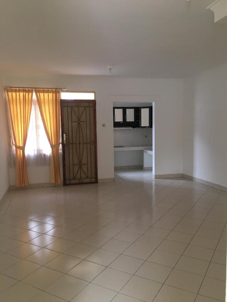 Dijual Rumah di Taman Picadilly Lippo Cikarang